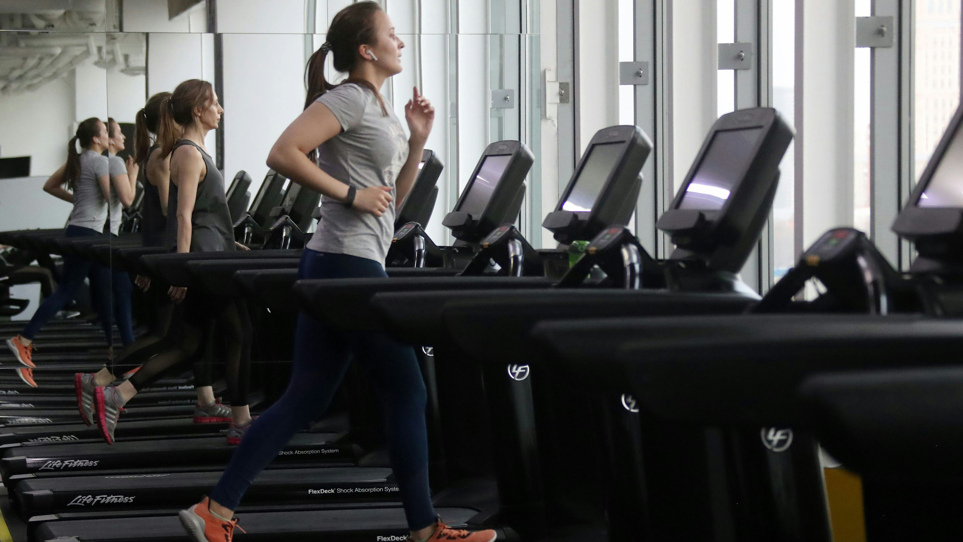 Schon bald werden Fitnesscenter wieder aufsperren dürfen. Symbolbild.