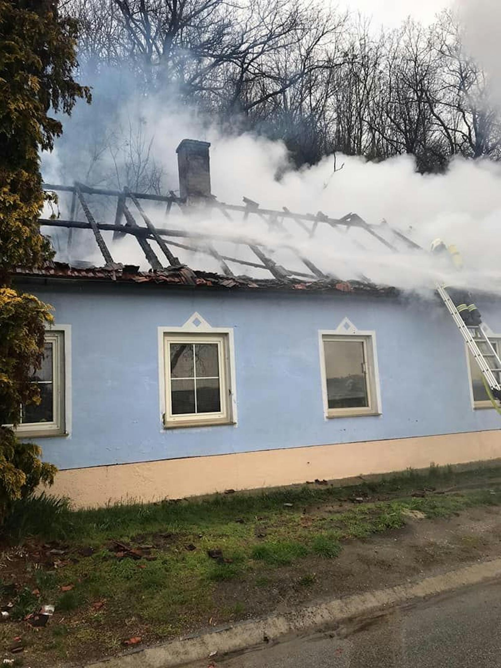 Das Haus der Familie wurde durch den Brand völlig zerstört.