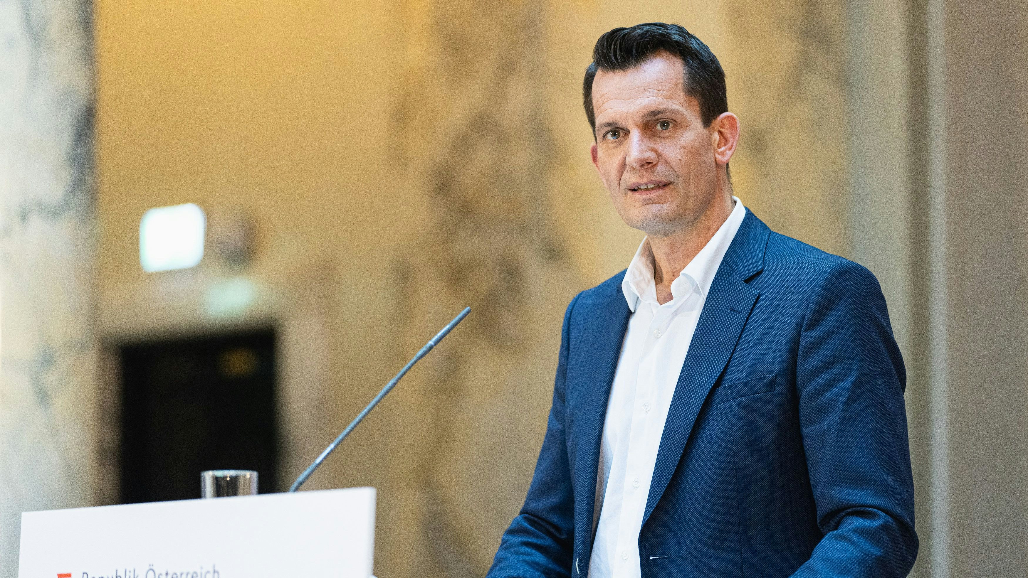 Gesundheitsminister <strong>Wolfgang Mückstein</strong> geht das Impfen zu langsam voran.