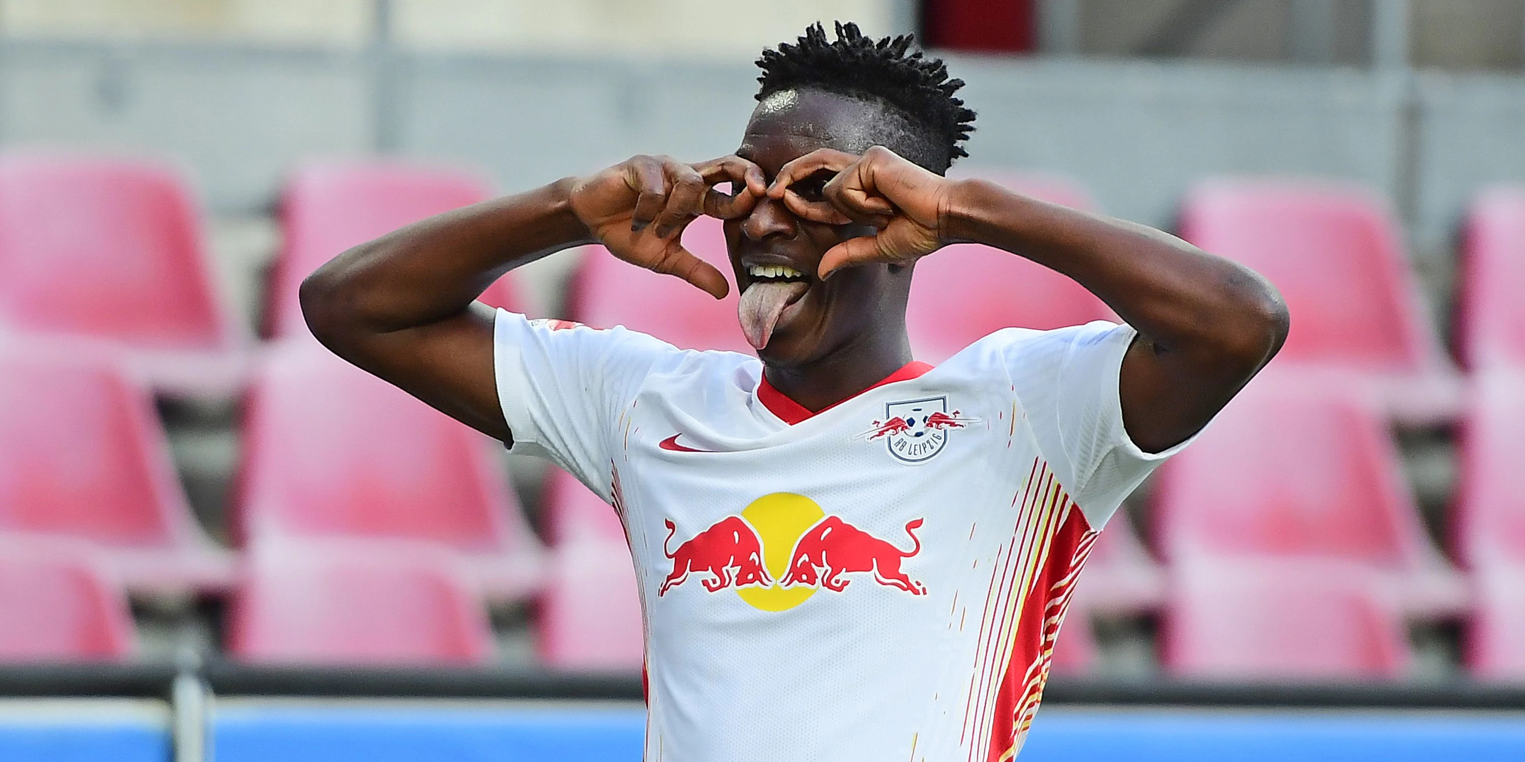 Amadou Haidara freut sich für das 1:o.
