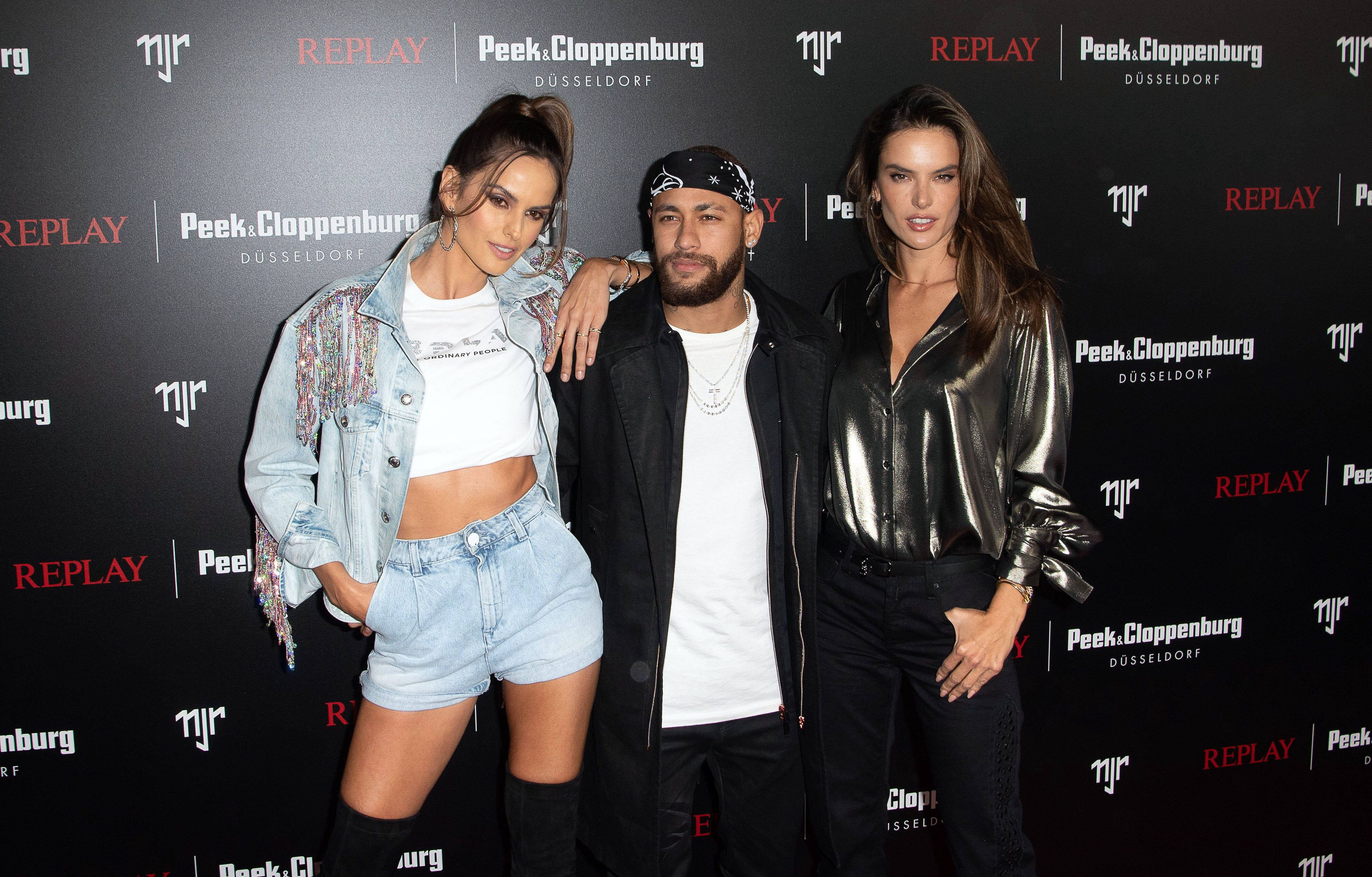 Izabel Goulart (l.) neben Neymar