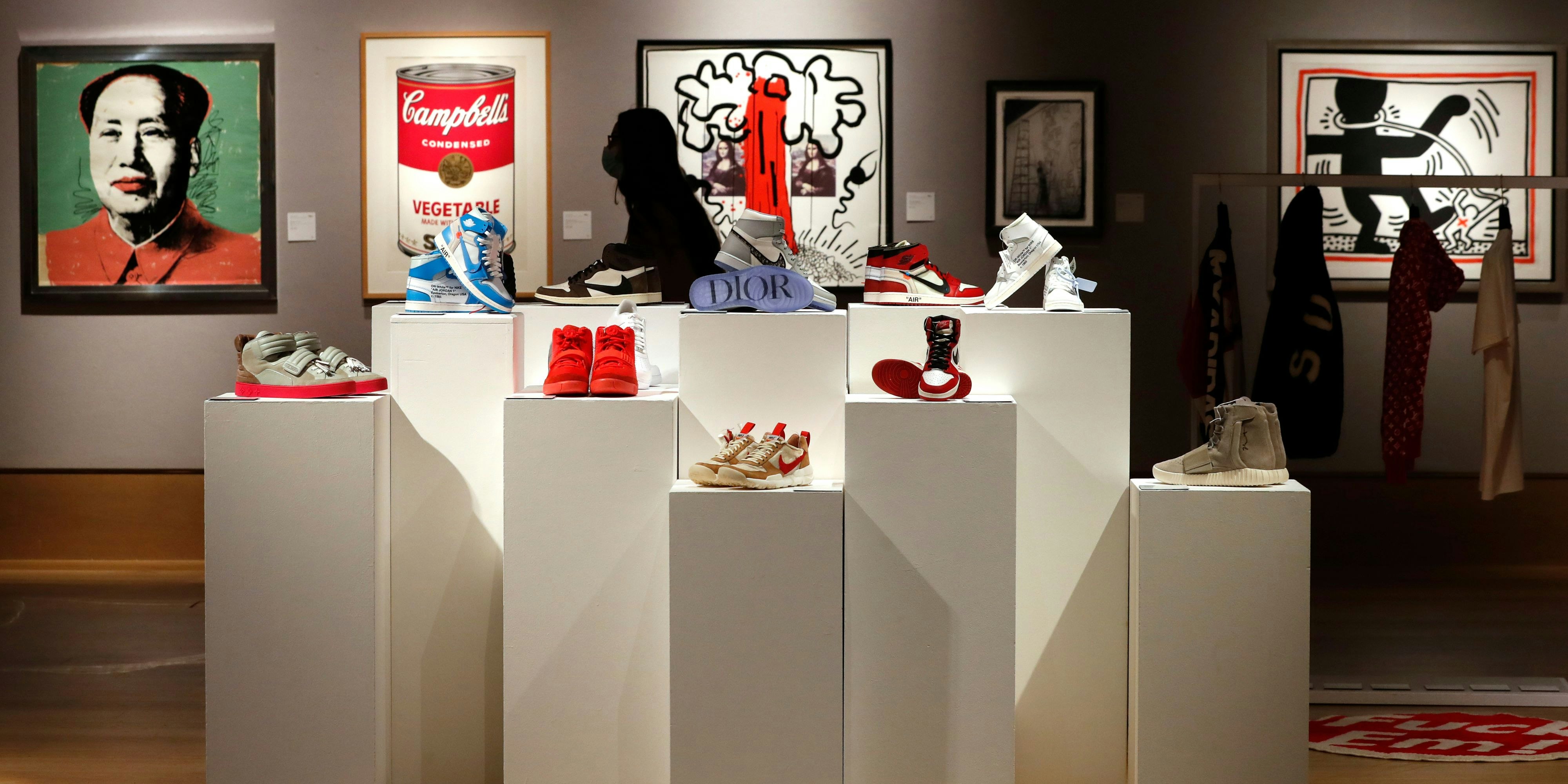 Einige limitierte Sneakers, die ebenfalls deutlich teurer weiterverkauft werden können