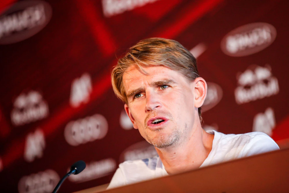 Sportdirektor Freund: Transfergespräche mit Roko Simic