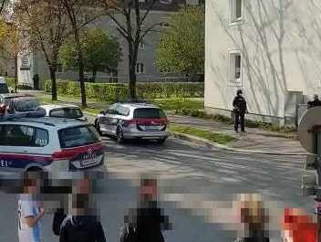 Cobra-Einsatz in Linzer Wohnhausanlage