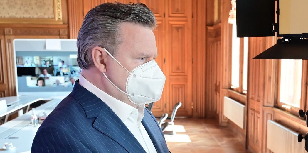 Bürgermeister Michael Ludwig berät mit Experten das weitere Vorgehen der Stadt Wien (27. April 2021)