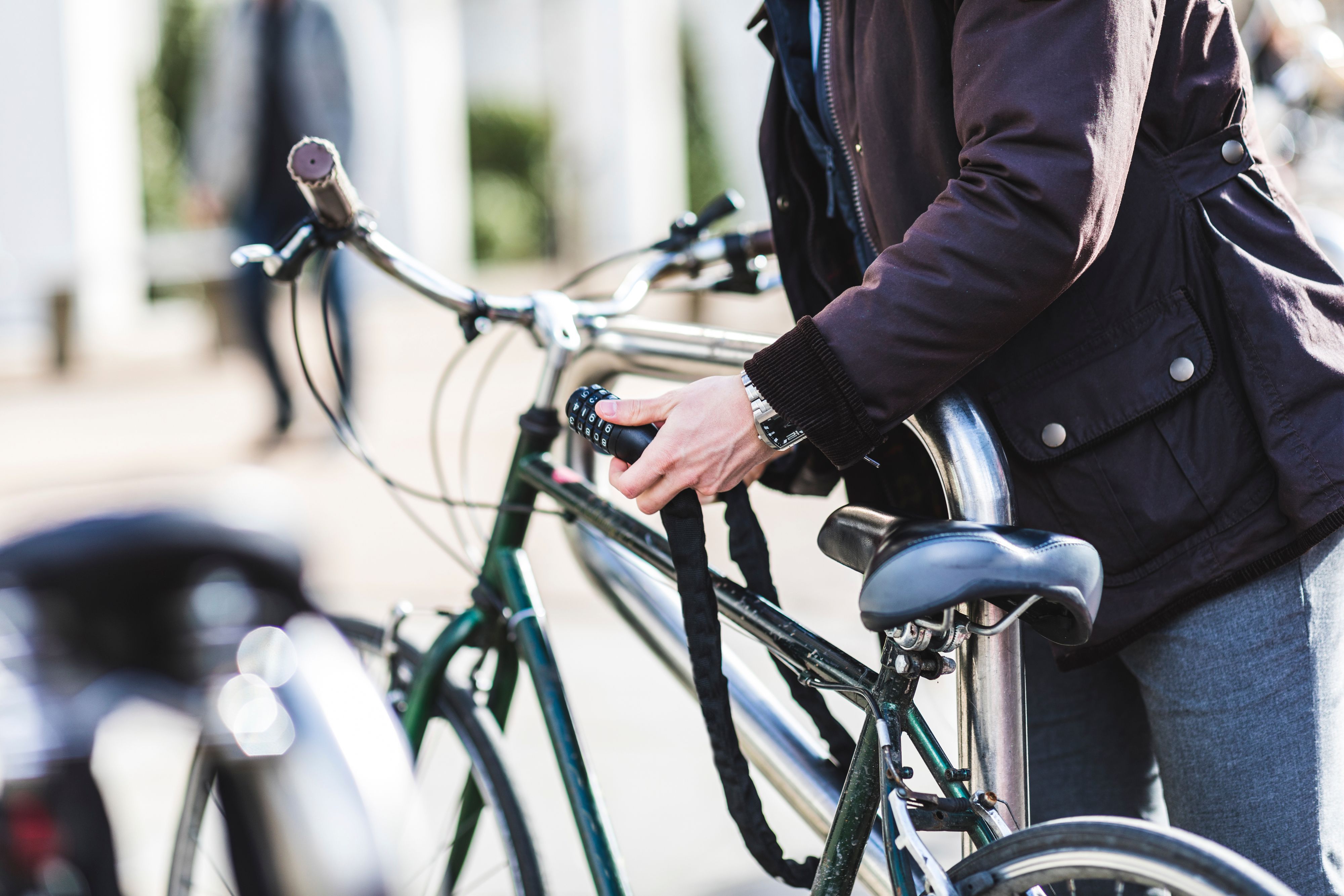Die Arbeiterkammer nahm 20 Fahrradschlösser genauer unter die Lupe.