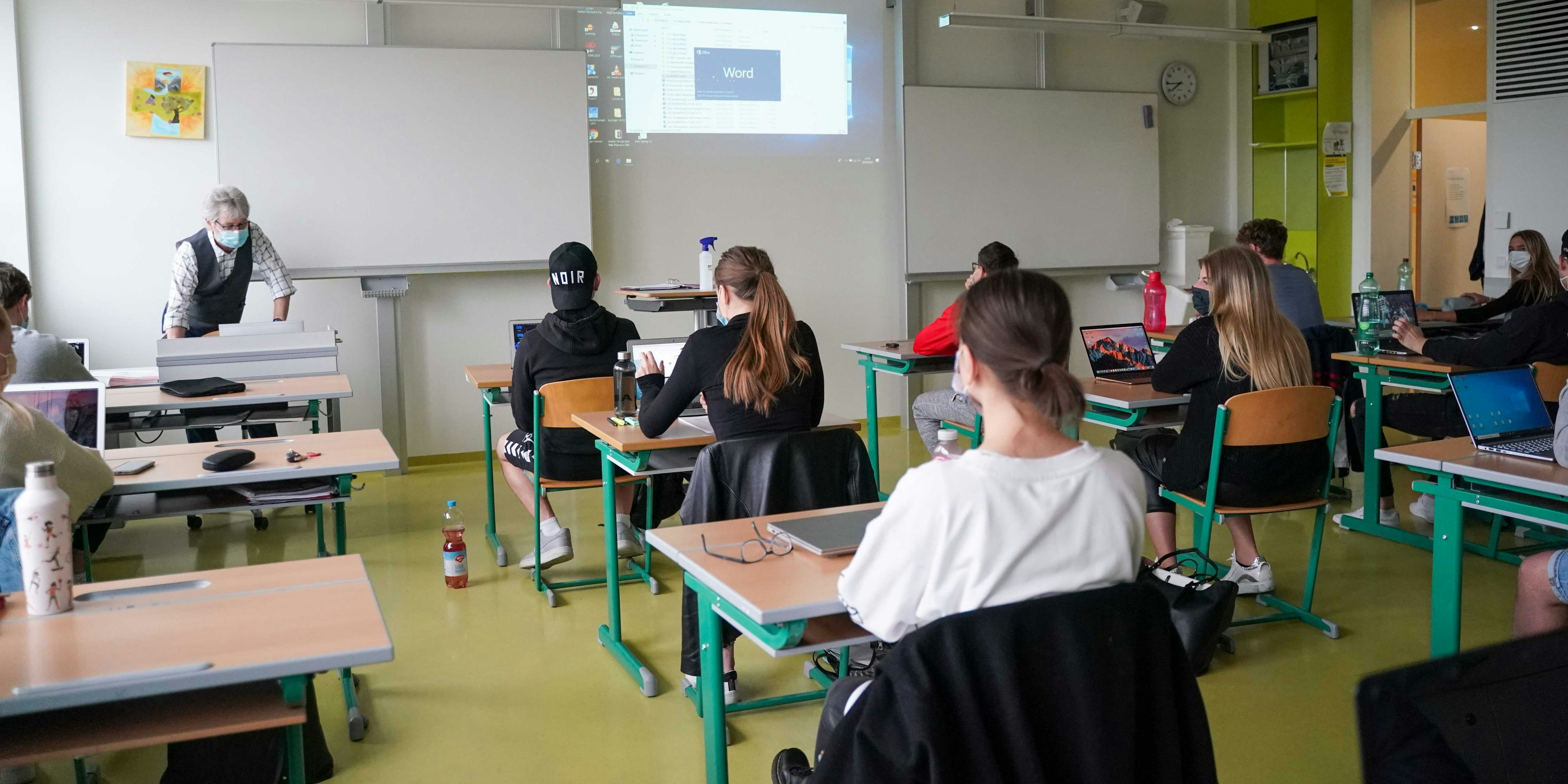 Symbolbild einer Abschlussklasse