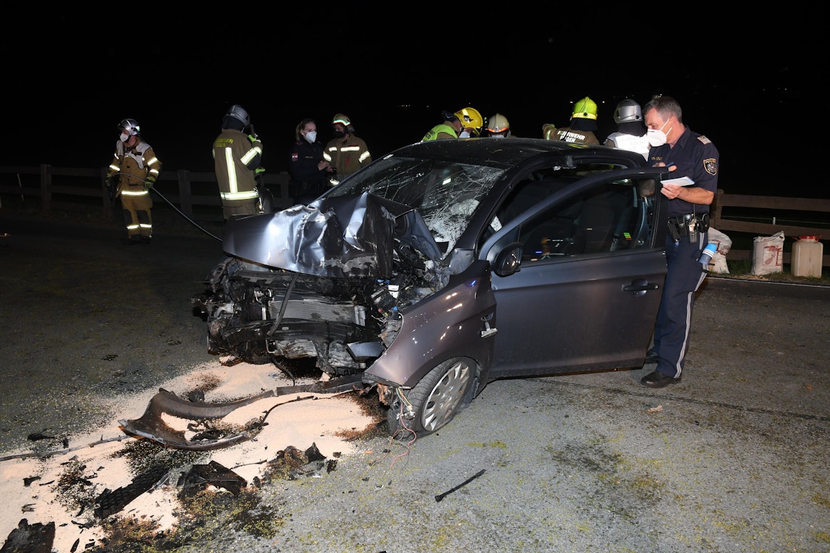 Tödlicher Verkehrsunfall auf der Harter Landesstraße in Fügen (27. April 2021)