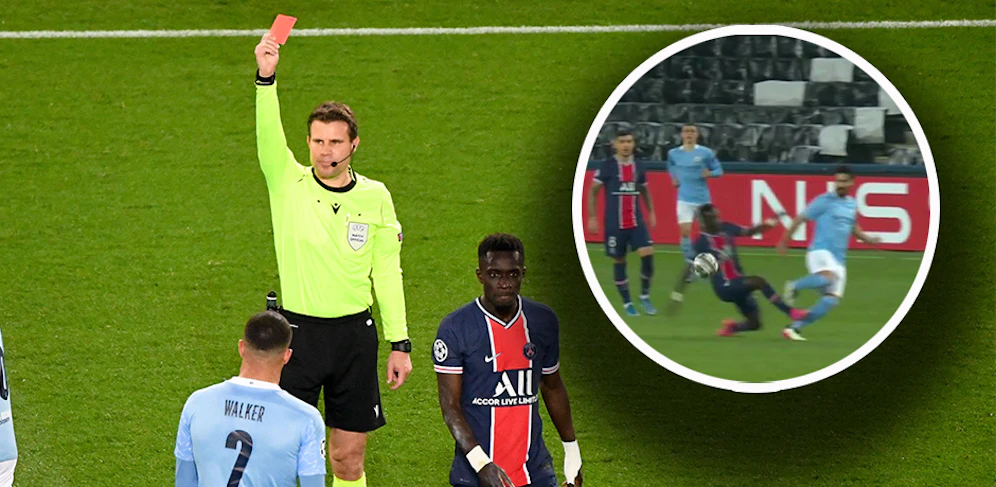 Idrissa Gueye sieht Rot. 