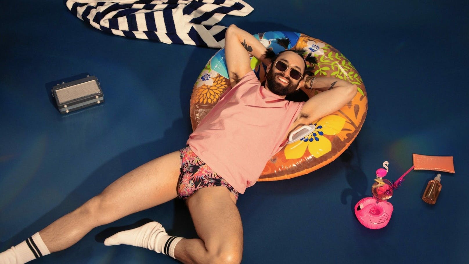 Conchita Wurst im Musikvideo zu seinem neuen Song "Malebu"