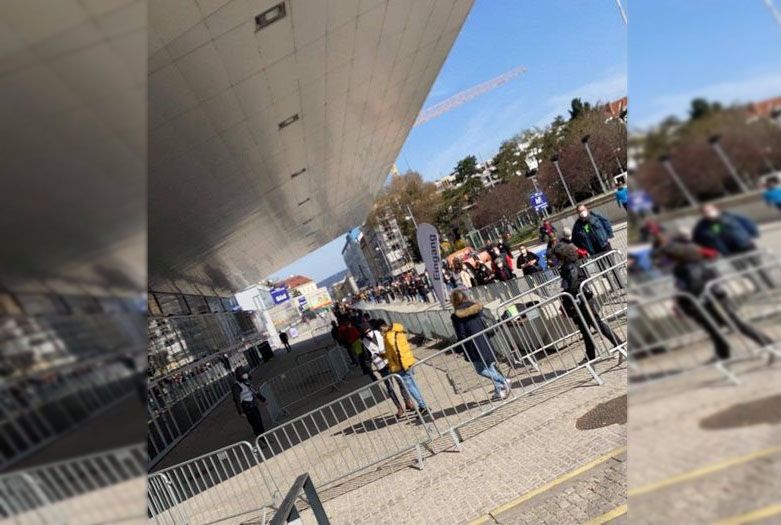 Eine Leserin ließ sich am Montag auf das Virus testen.