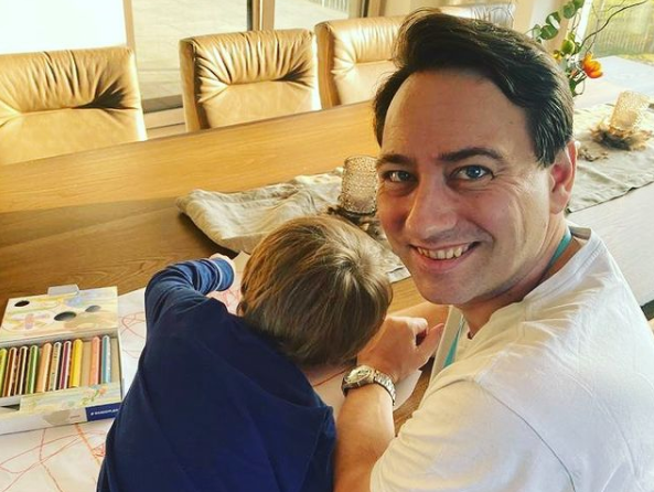 FPÖ-OÖ-Chef Manfred Haimbuchner zeigt sich erstmal nach überstandener Erkrankung