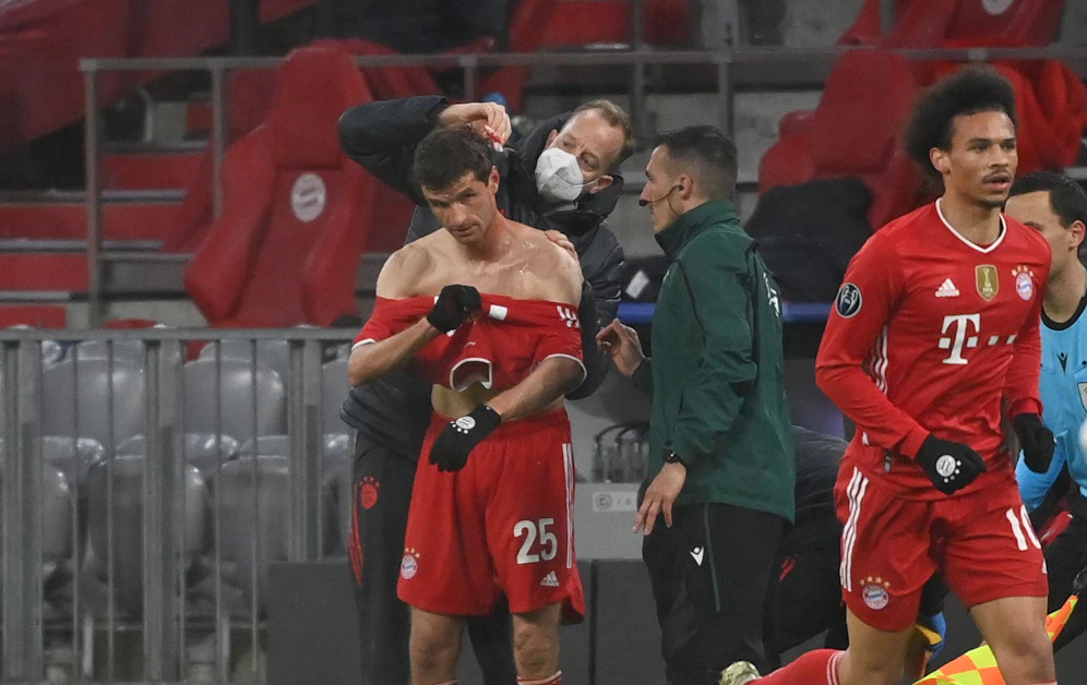 Thomas Müller kämpfte trotz Wunde im Nacken