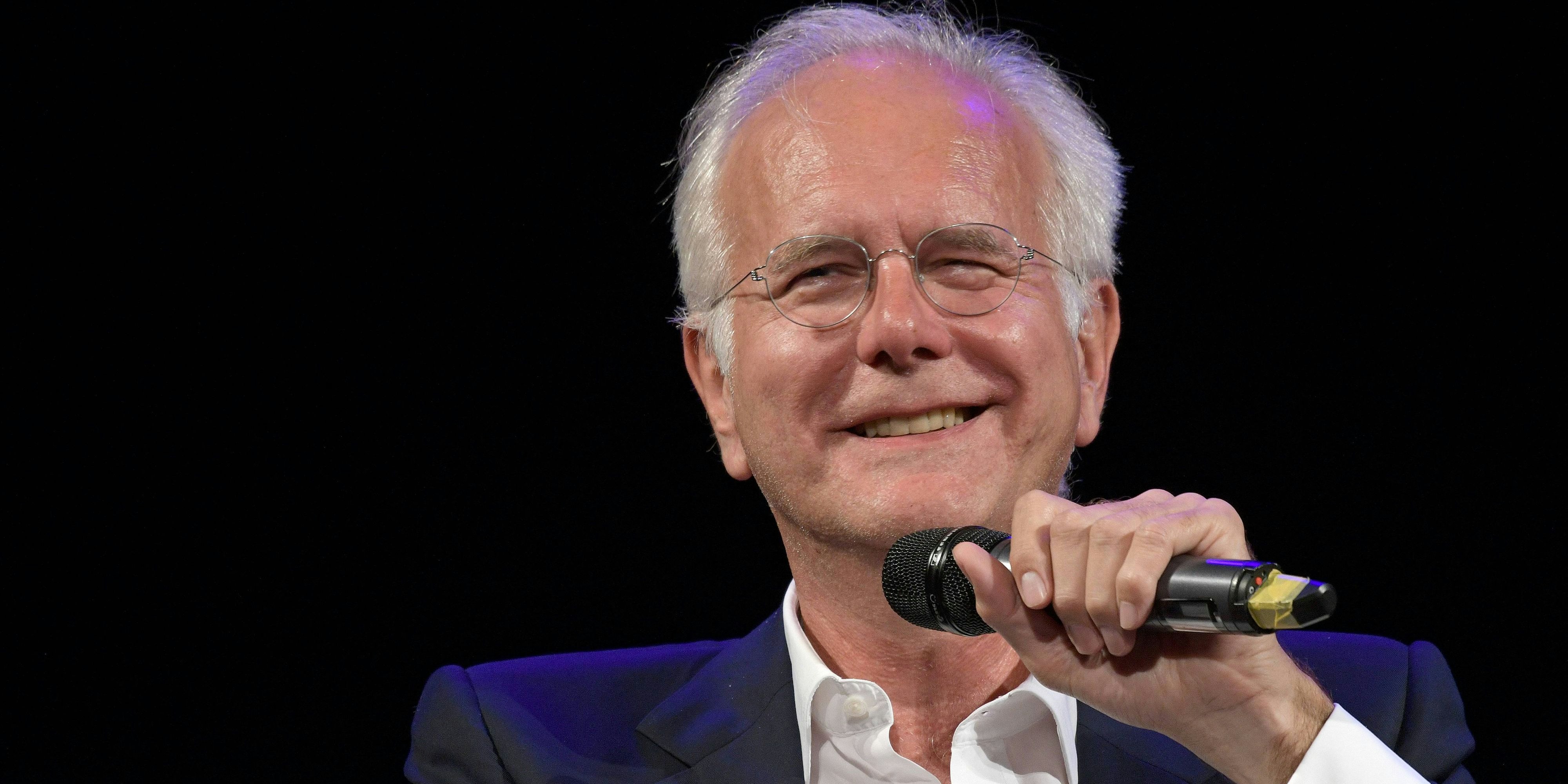 Harald Schmidt hat die neue "Traumschiff"-Folge nicht gefallen.