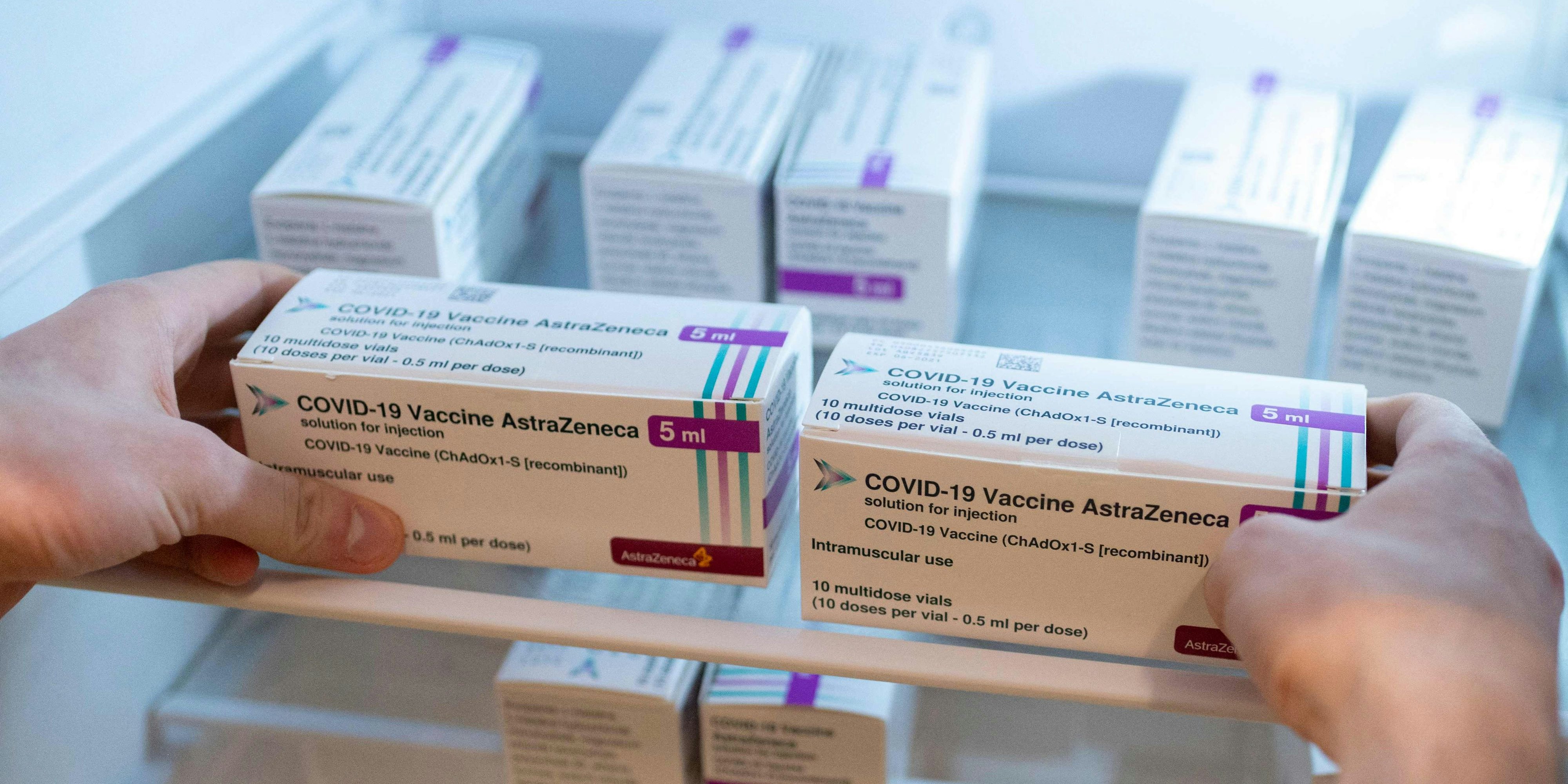 Um den AstraZeneca-Impfstoff herrscht weiter Chaos.