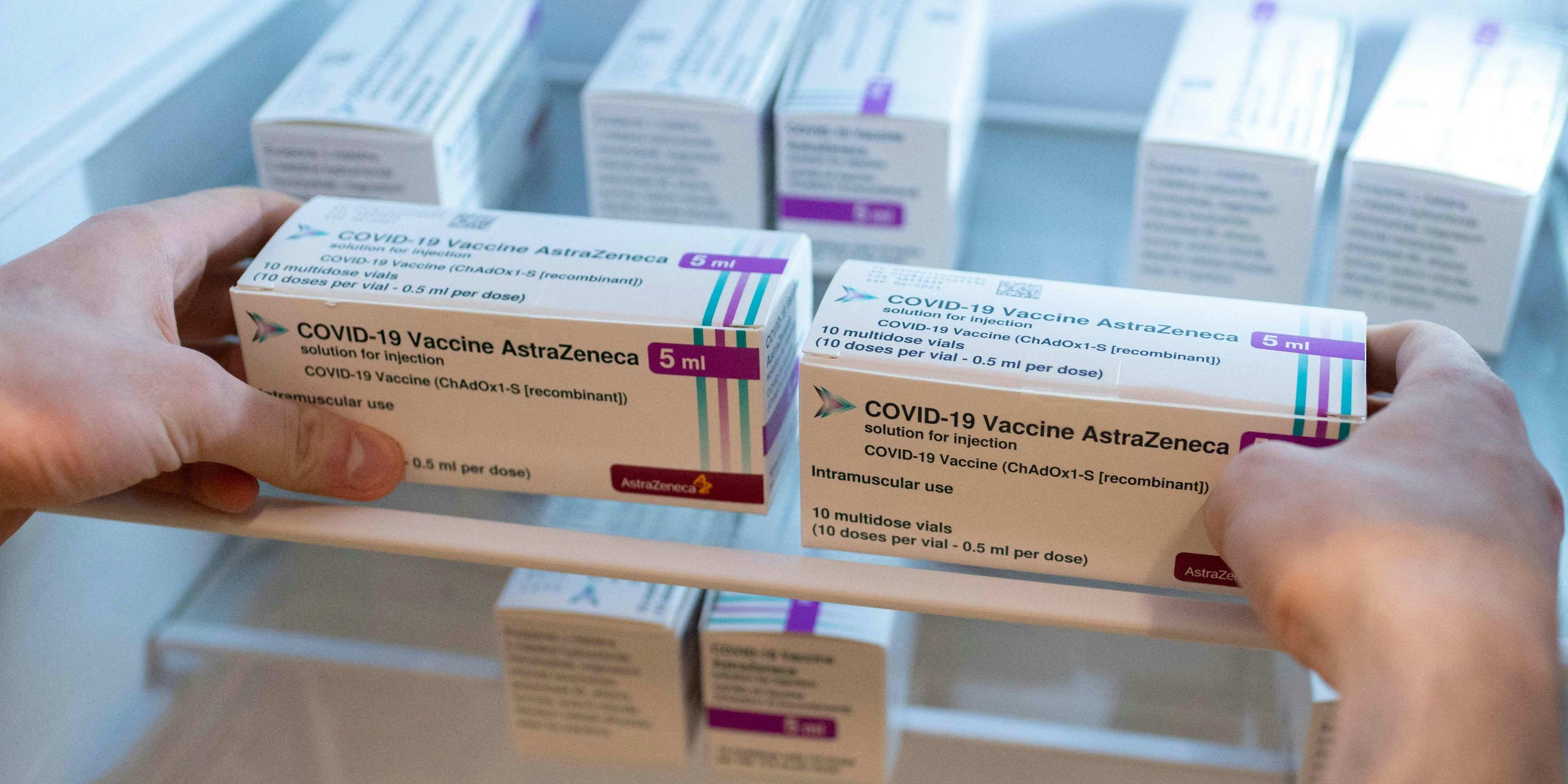 Um den AstraZeneca-Impfstoff herrscht weiter Chaos.