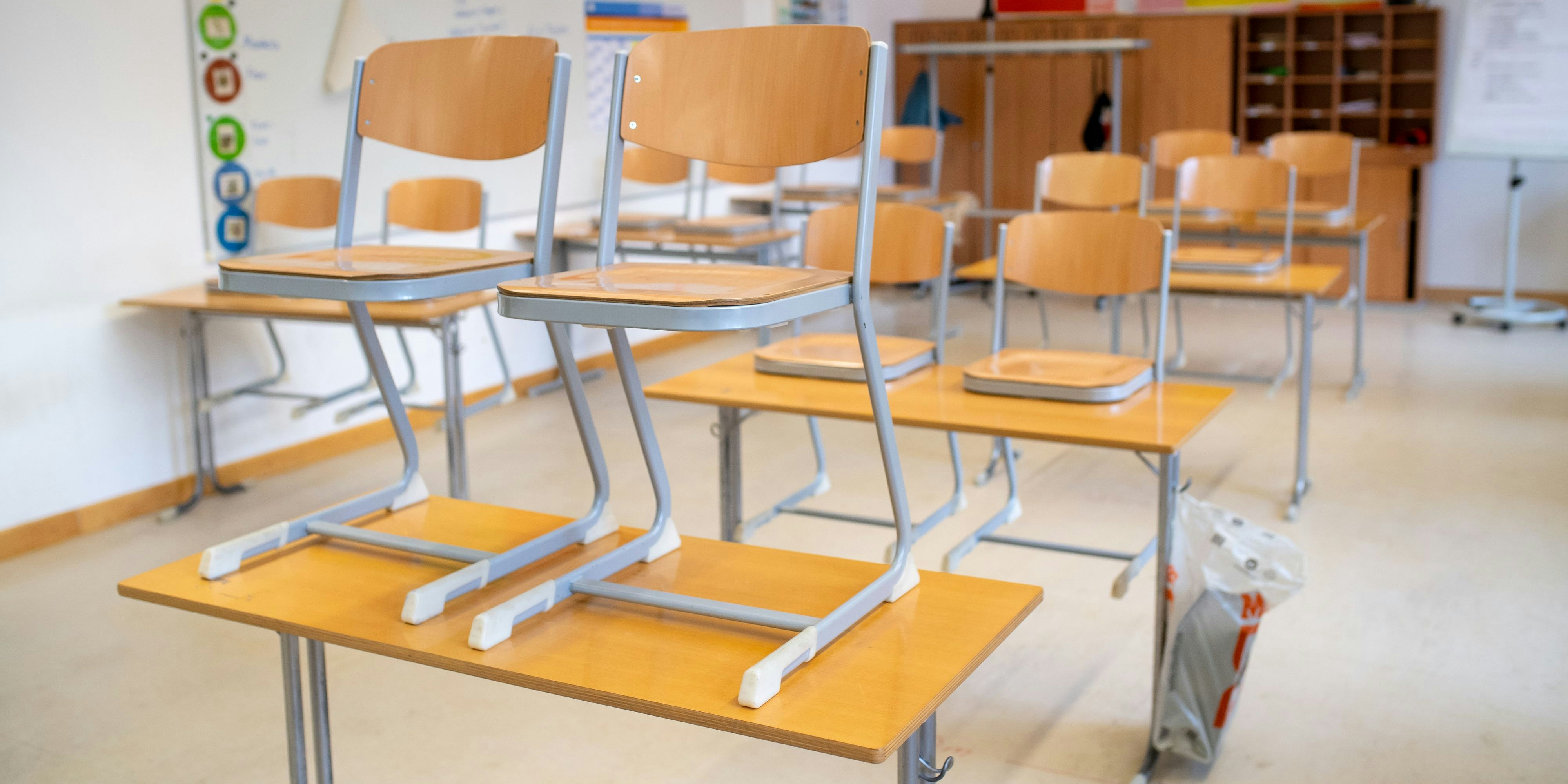 Ein leeres Klassenzimmer. Symbolbild