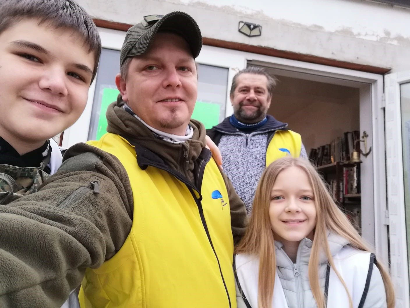 Das Sozialkaufhaus mit Franz Lechner und Familie Depisch unterstützen Frau Renner in allen Belangen.