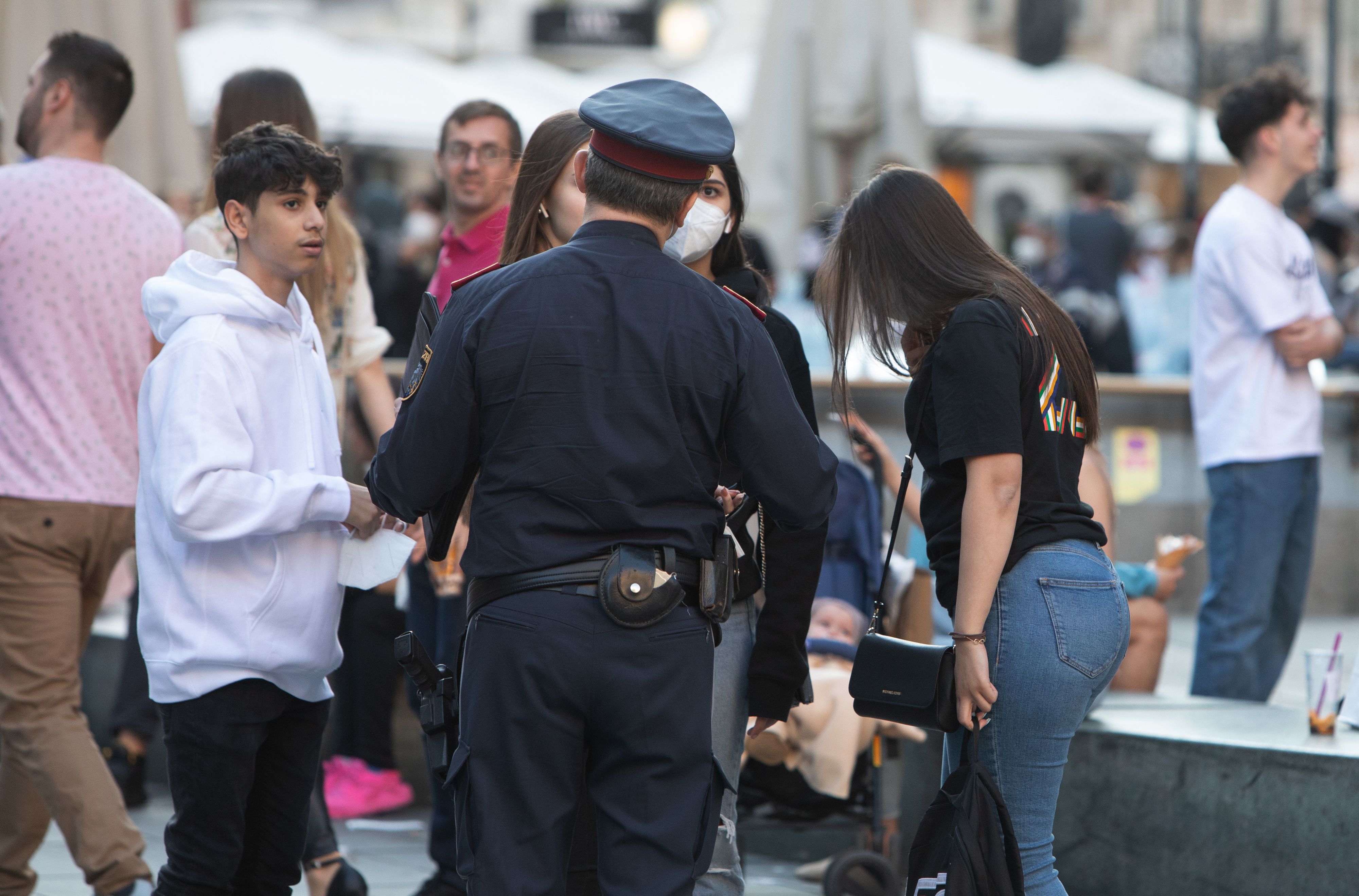 Tatü, tata, die Polizei ist da: Anzeigen wegen Corona-Verstöße kommen vor allem von Nachbarn und Passanten.