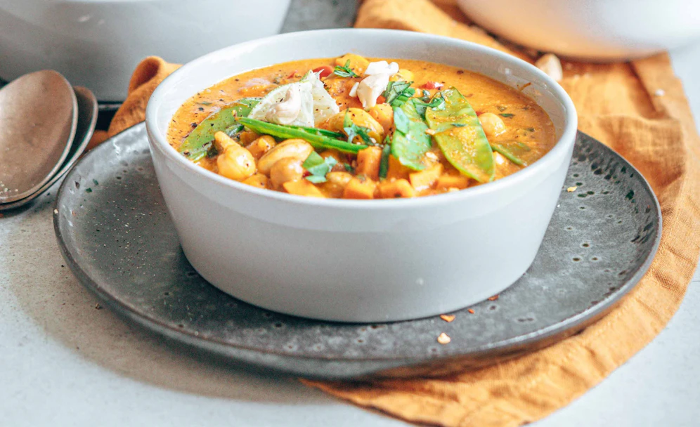 Kichererbsen-Gemüse-Curry zubereitet mit Zutaten von Blue Elephant