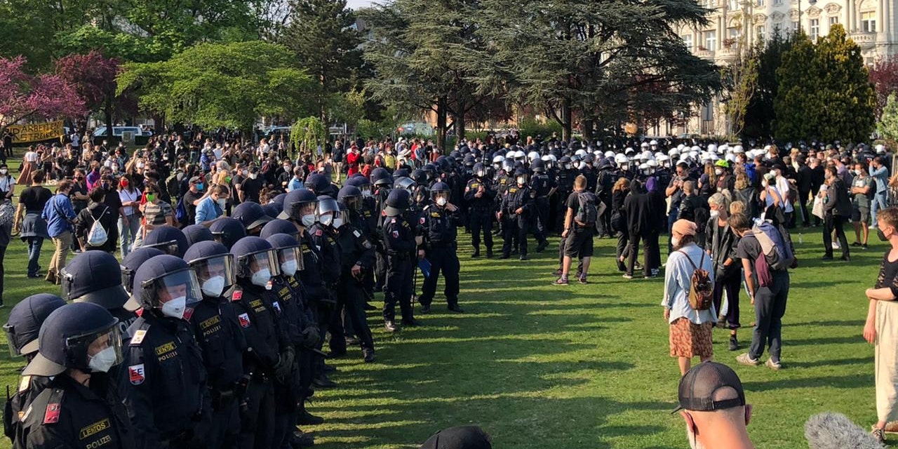 Die Polizei ging strikt gegen Kundgebungsteilnehmer vor.
