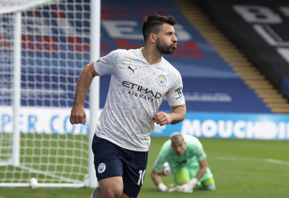 Sergio Aguero bejubelt seinen Treffer. 