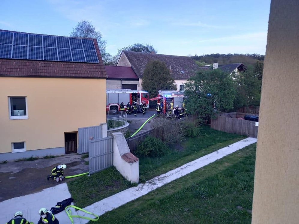 In einem Haus war ein Brand ausgebrochen.