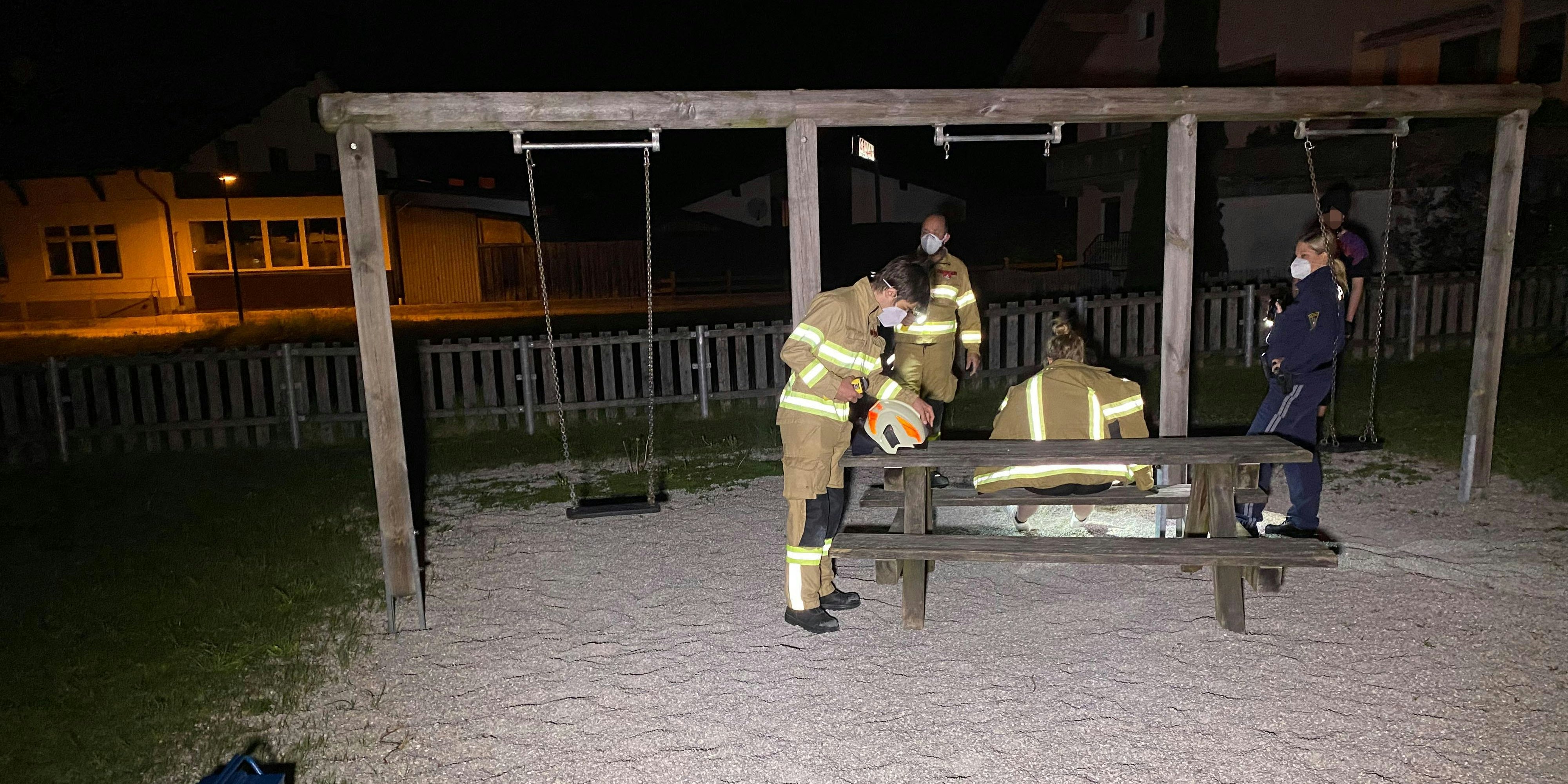 In Strass (T.) ist es zu einem ungewöhnlichen Feuerwehreinsatz gekommen.