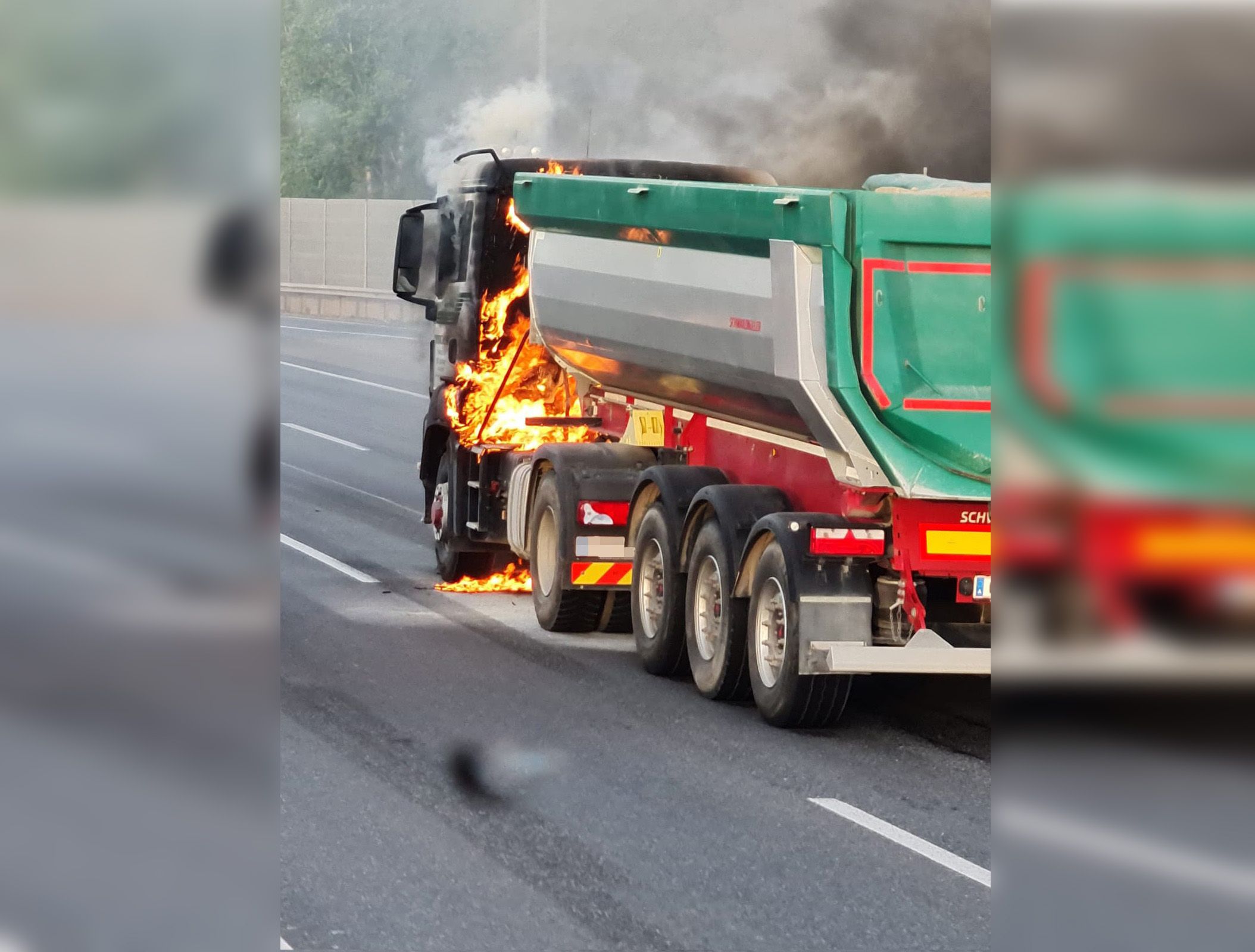 Am Montagmorgen fing ein Lkw plötzlich Feuer.