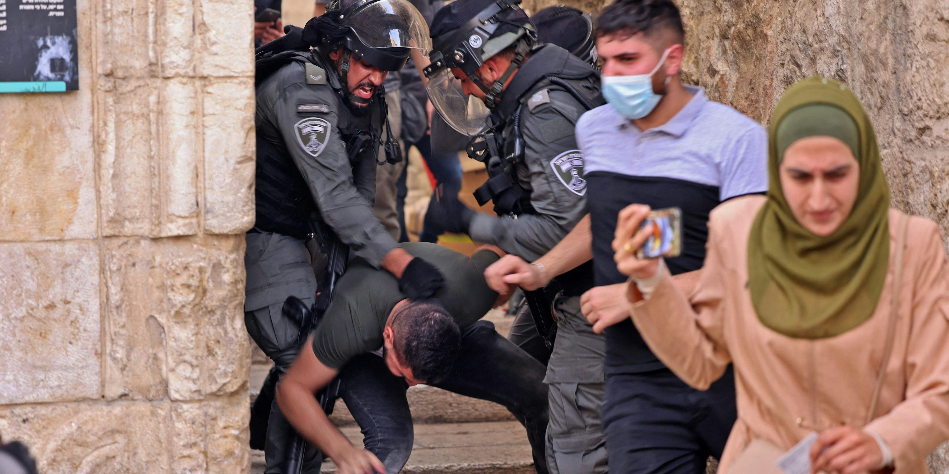 Hunderte Verletzte bei schweren Protesten in Jerusalem