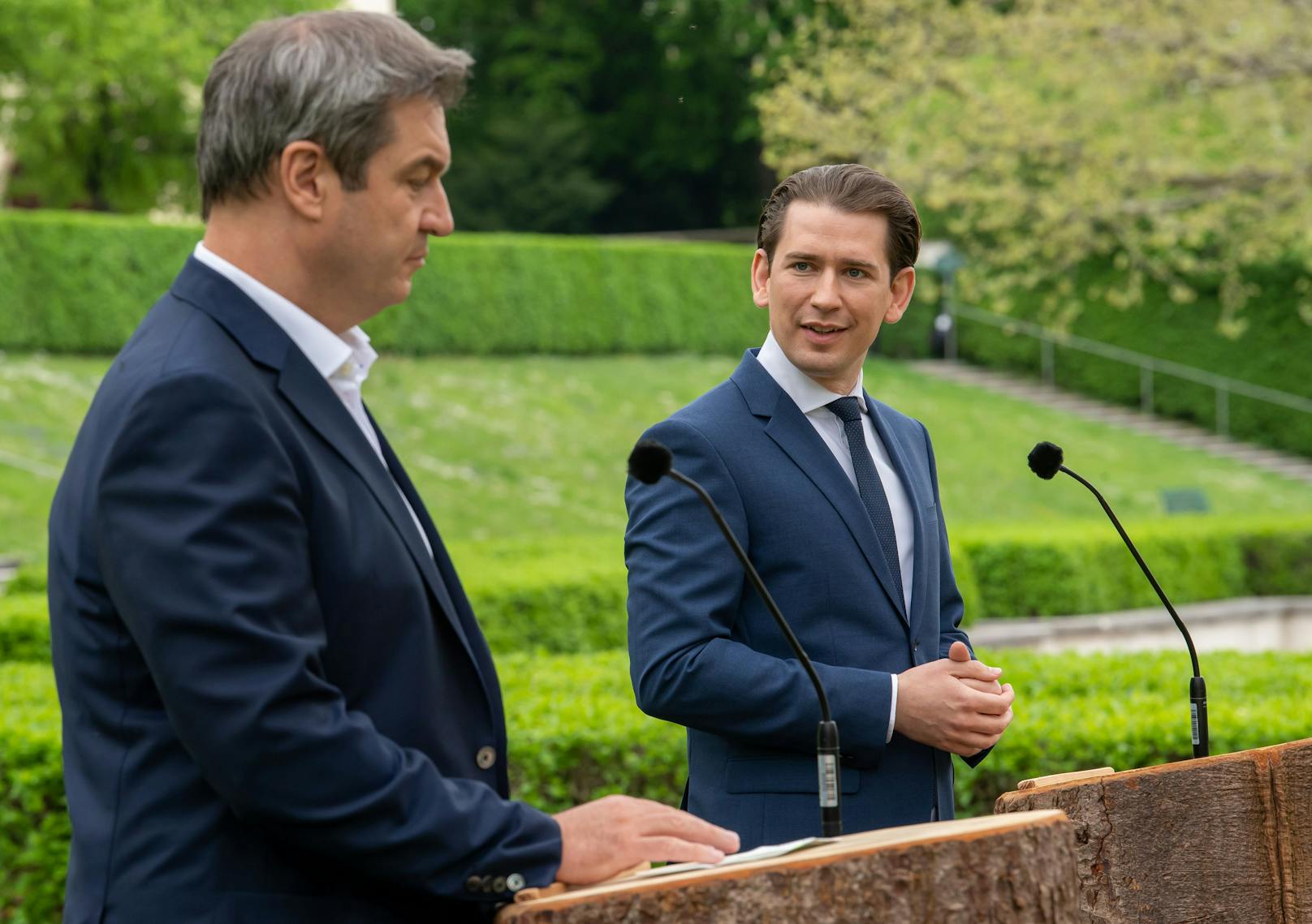 Markus Söder, Ministerpräsident von Bayern, gab am Dienstag im Hofgarten vor der bayerischen Staatskanzlei zusammen mit Sebastian Kurz eine Pressekonferenz.&nbsp;