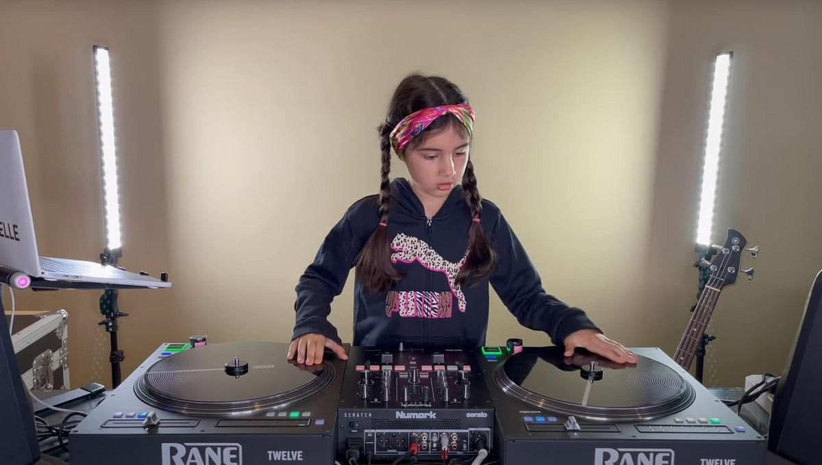 Michelle Rasul ist neun – und "scratcht" schon seit vier Jahren.