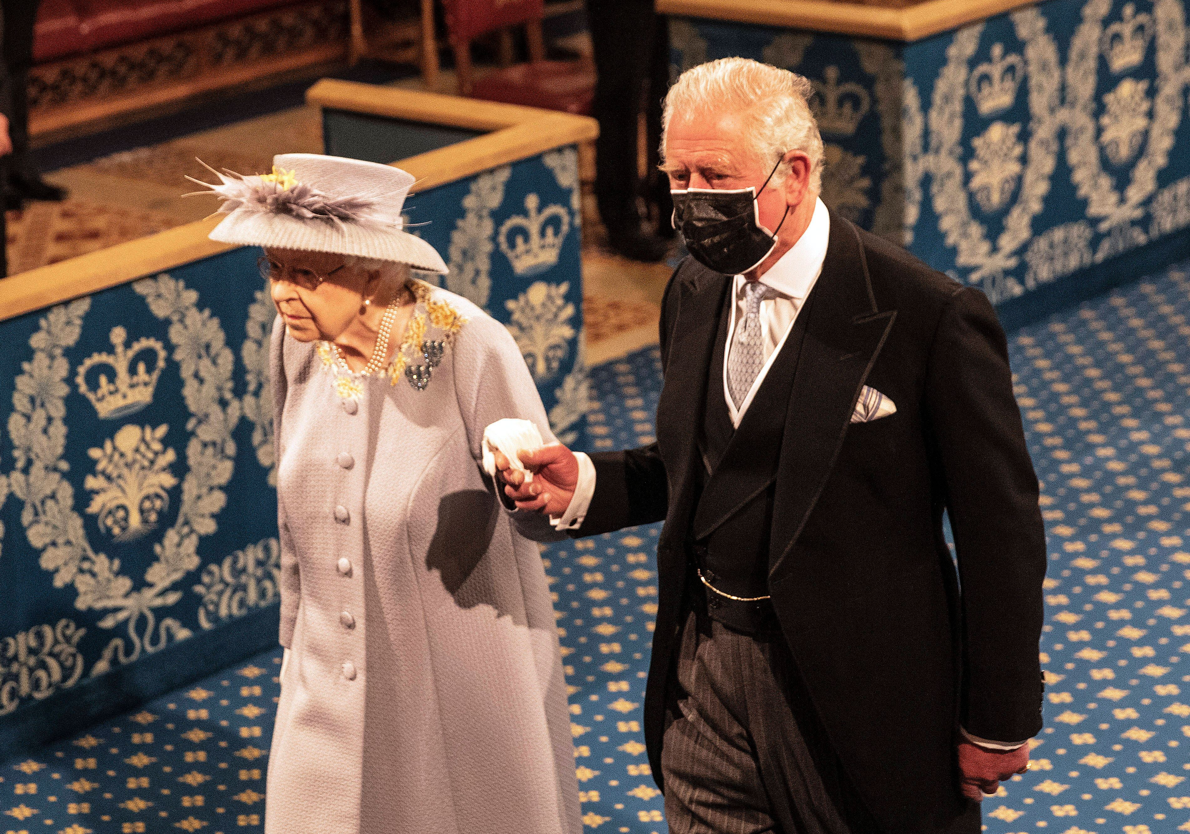 Prinz Charles (73) mit seiner Mutter Elizabeth II.