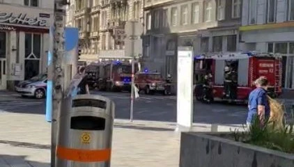 Die Feuerwehr musste den Brand bekämpfen.