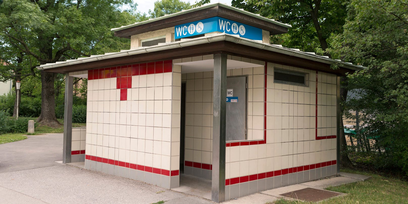 Ein öffentliches WC in Wien. (Symbolbild)