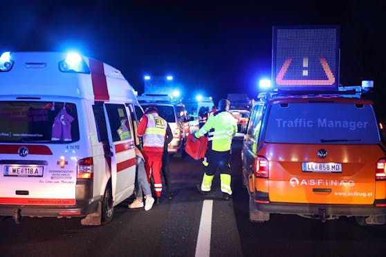 Ein Unfall auf der Autobahn. (Symbolbild)