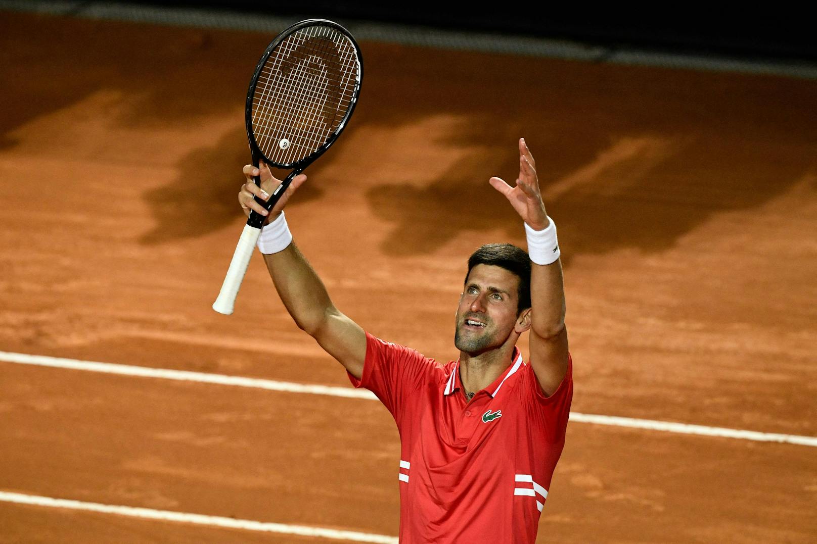 Novak Djokovic zieht ins Rom-Finale ein.