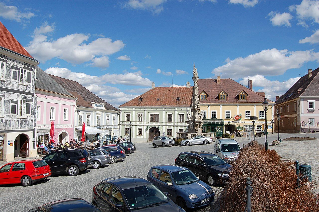 Der Rathausplatz in Weitra.