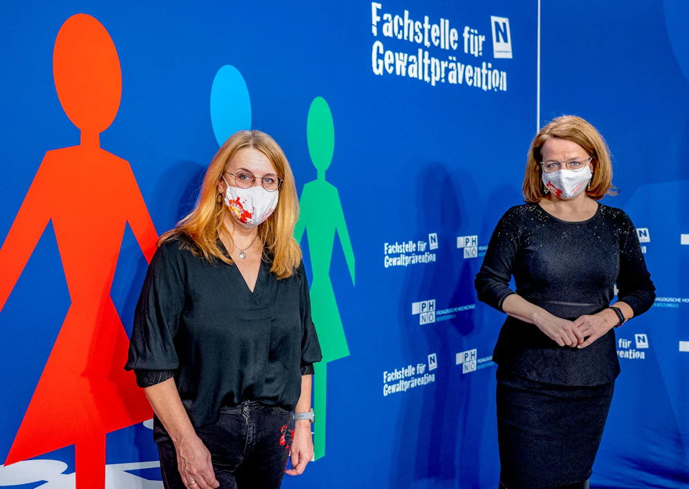 Landesrätin Christiane Teschl-Hofmeister (r.) und Landesrätin Ulrike Königsberger-Ludwig