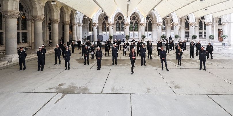 Die Parkraumüberwachung bekommt Verstärkung. 42 neue "Parksheriffs" wurden angelobt.