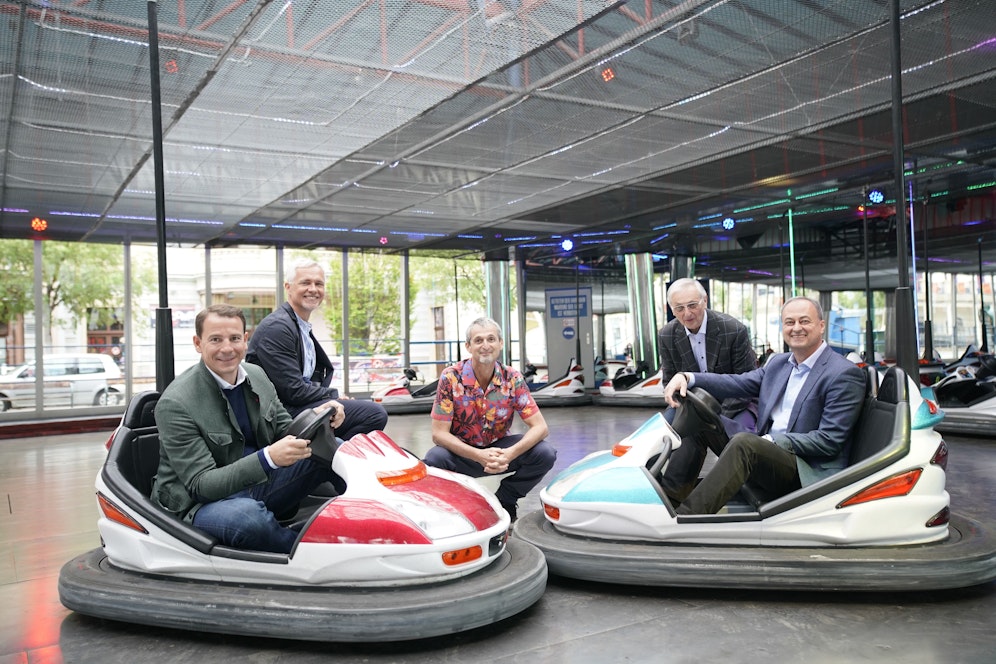 Stefan Sittler-Koidl (Präsident des Wiener Praterverbandes), Alexander Ruthner (Prokurist Prater Wien GmbH), Dr. Hans-Peter Hutter (Umweltmediziner), Karl Jan Kolarik (Schweizerhaus) und Michael Prohaska (Geschäftsführer Prater Wien GmbH)