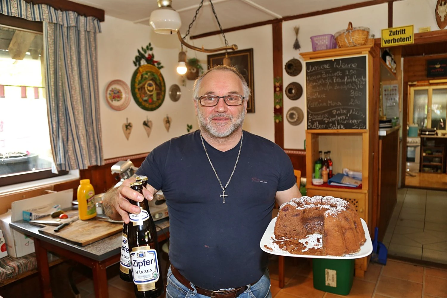 Auch Hüttenwirt