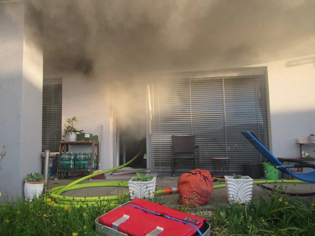 Bei dem Wohnungsbrand kam die 69-jährige Besitzerin zu Tode.