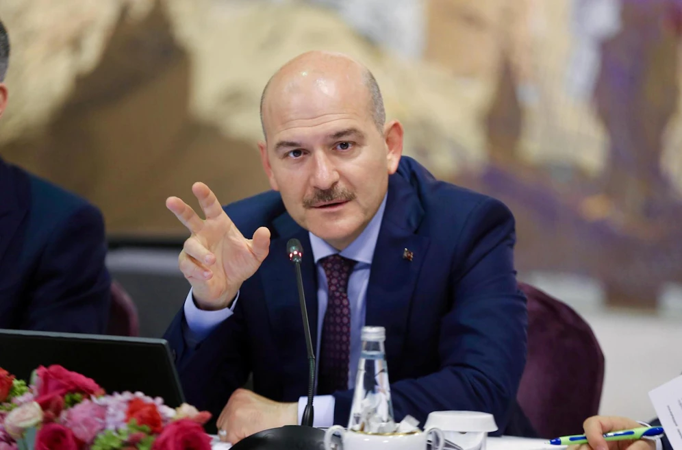 Süleyman Soylu zeigt Mafiaboss Sedat Peker an.