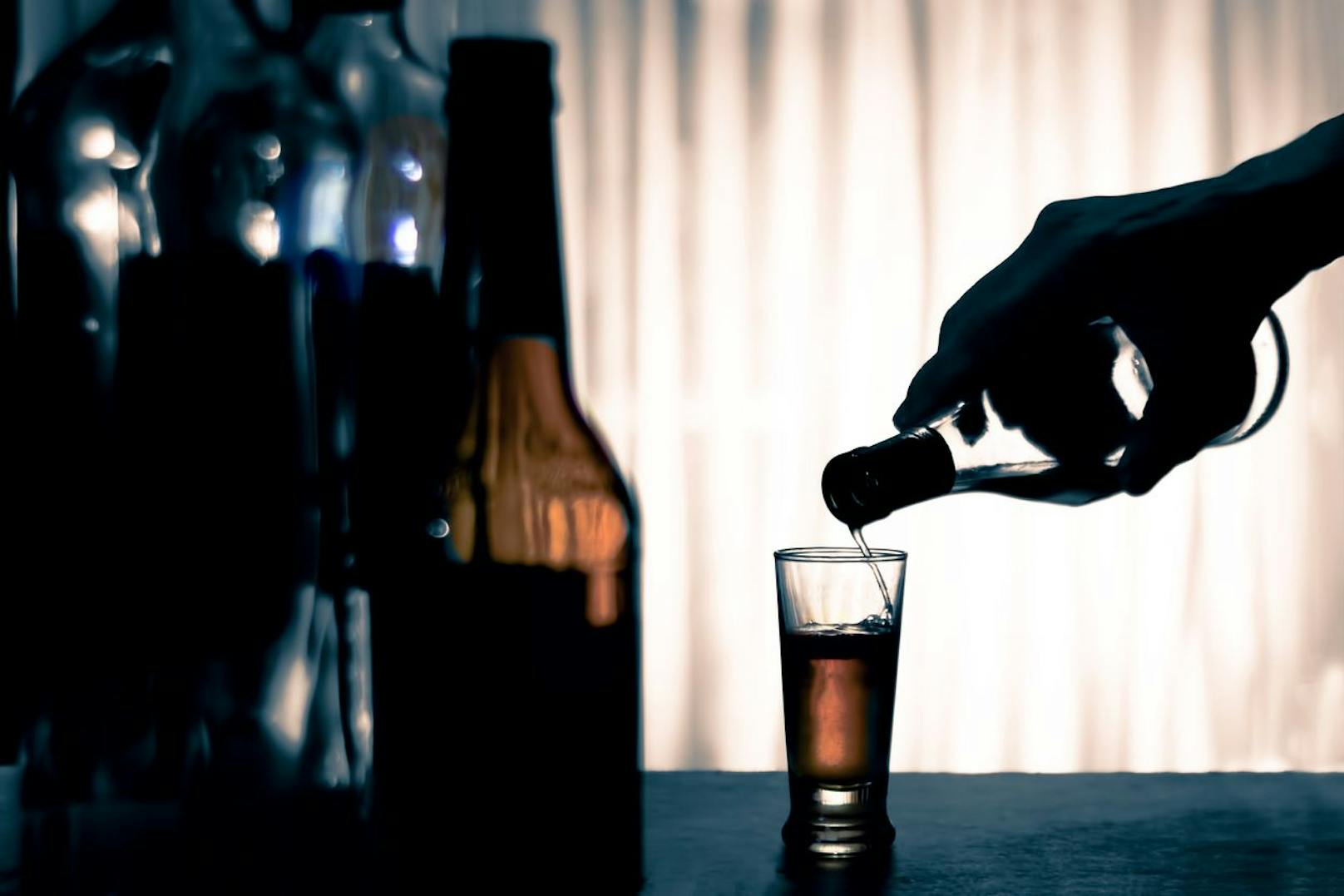 "Betrunkene Eltern" lösen eine Kontroverse rund um Alkohol aus.