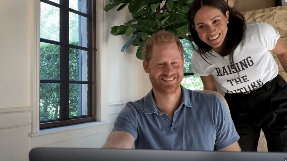 Zufällig angezogen? Keineswegs!