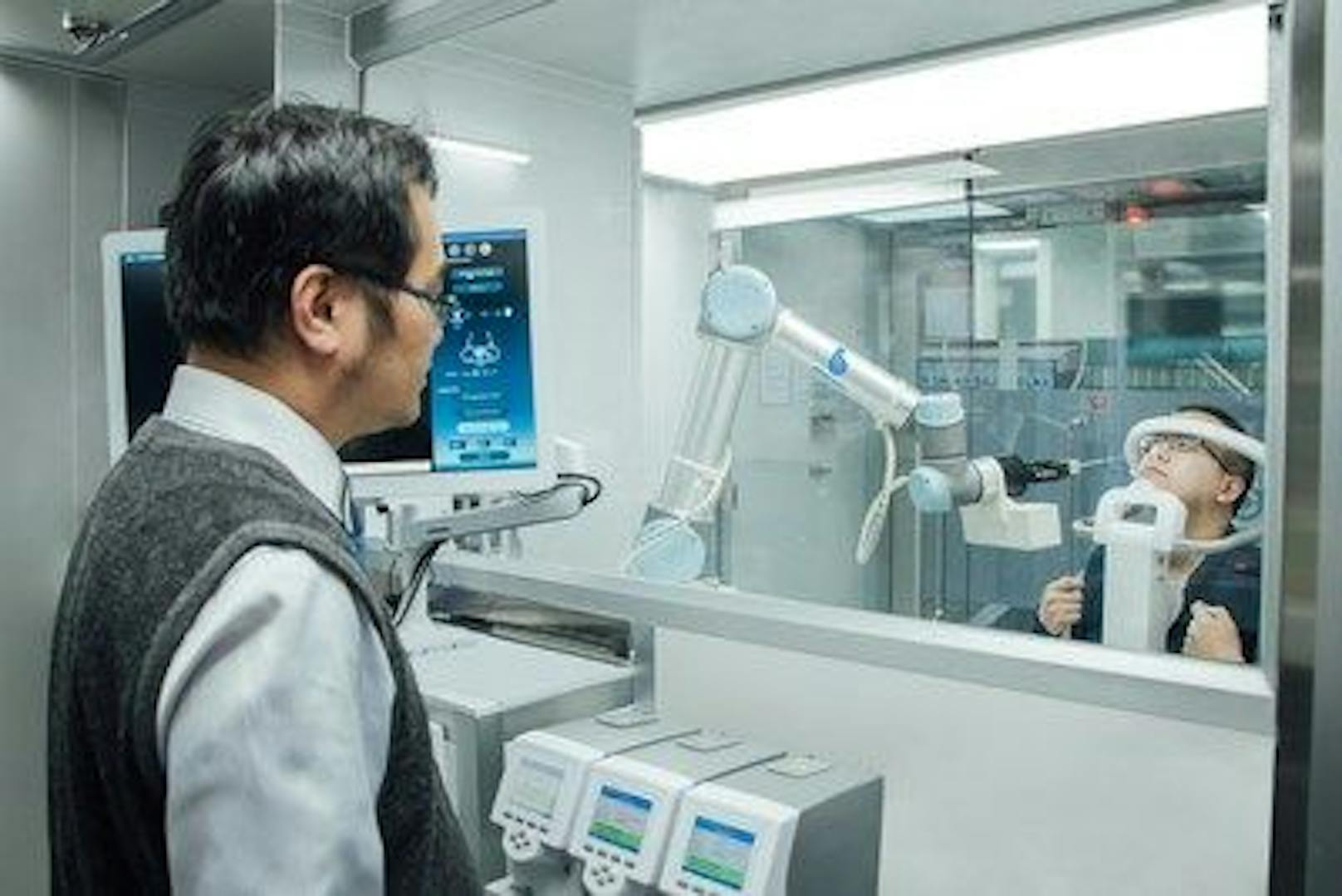 Eine Innovation aus Taiwan: Die Zero-Contact Medical Station.<br>