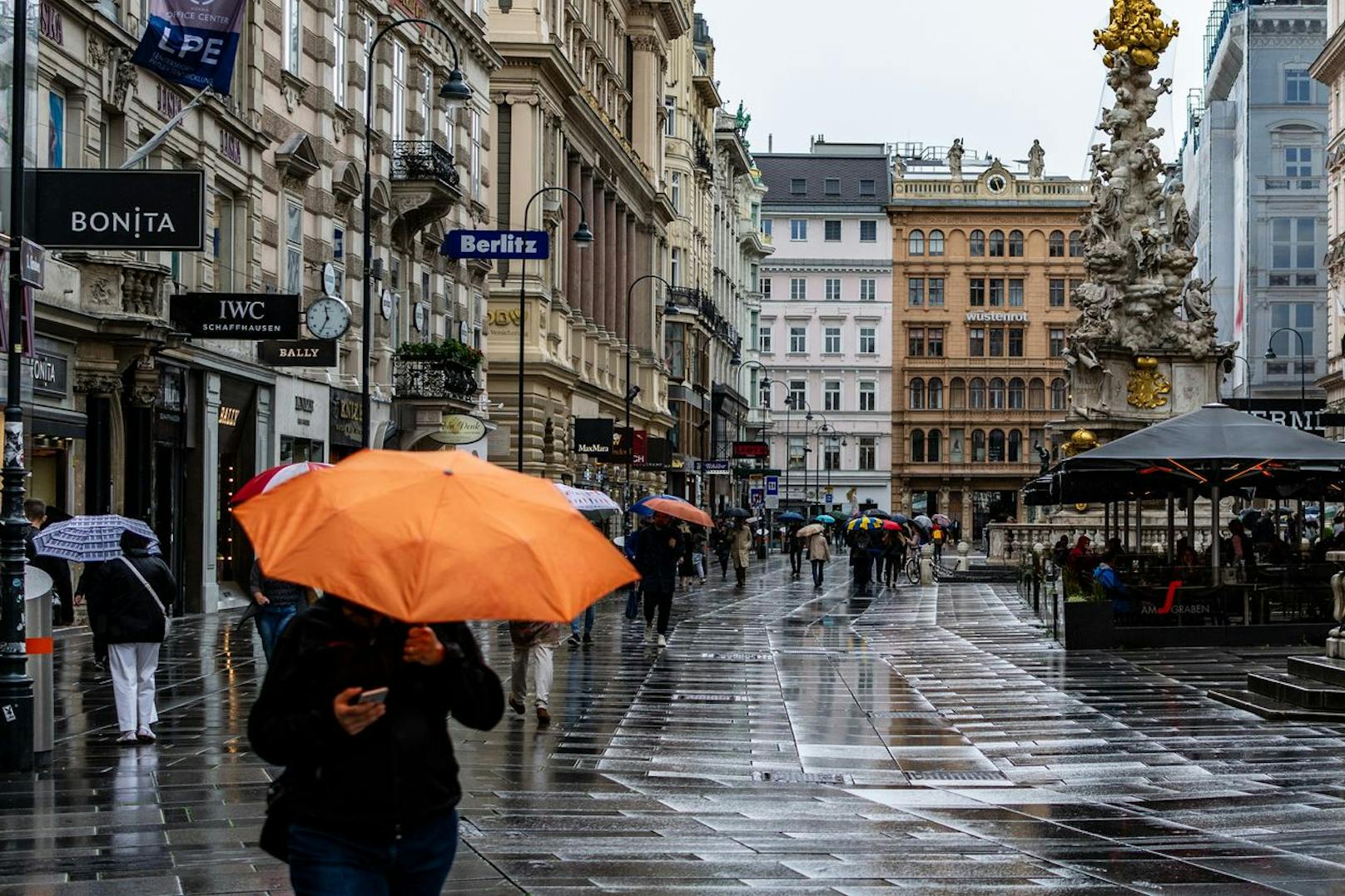 Regenwetter in der Wiener Innenstadt. Symbolbild