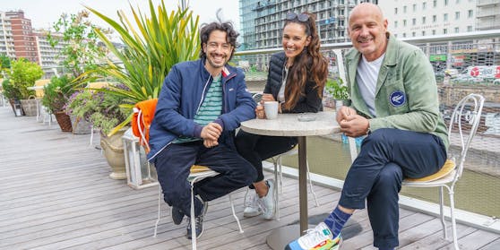 Stefano Bernardin, Tanja Duhovich und Bernd Schlacher bei der Wiedereröffnung des "Motto am Fluss" 