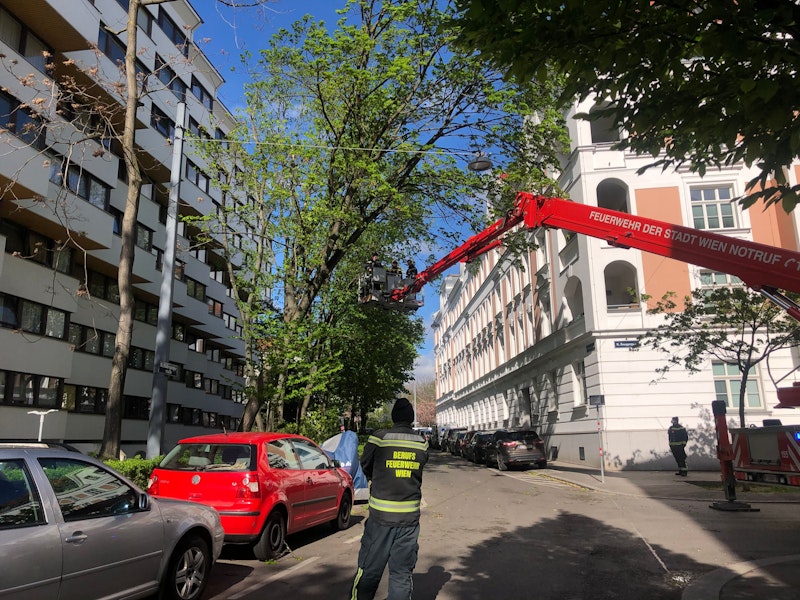 Feuerwehreinsatz in der Maderspergerstraße  (Wien-Ottakring)